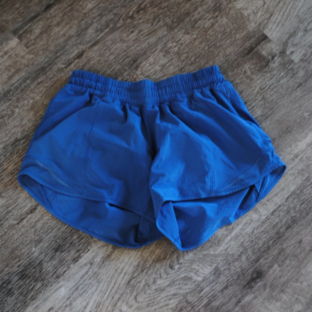 Blue Lululemon Hotty Hot II Shorts 4" Inseam